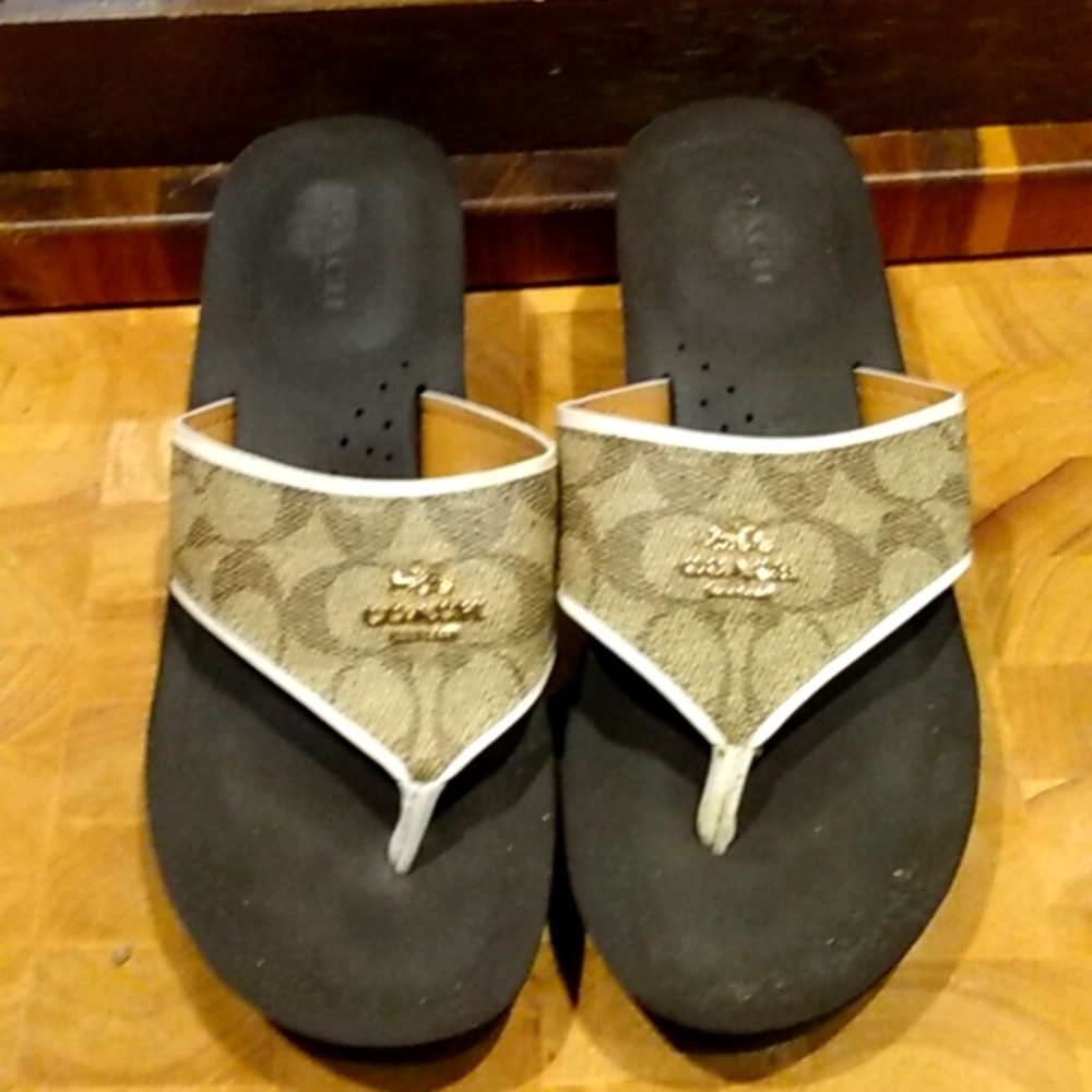 Ladies Coach Wedges